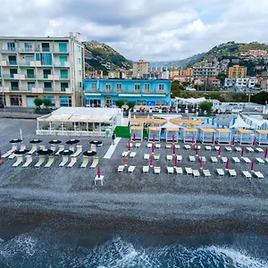 Piccolo Paradiso Отель